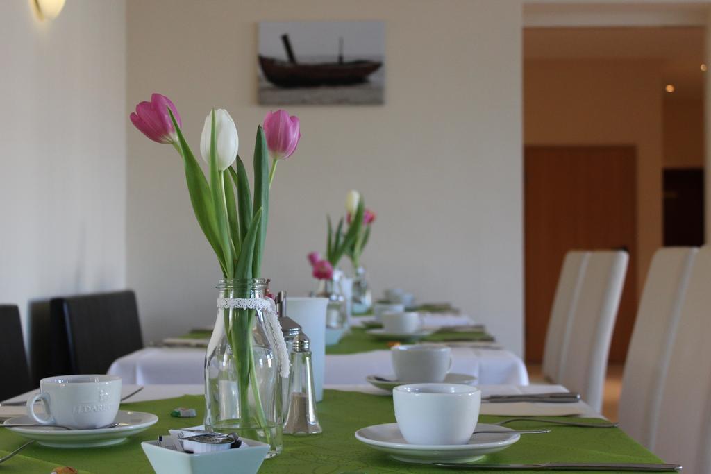Hotel Und Restaurant "Zur Zwiebel" Peenemunde Chambre photo